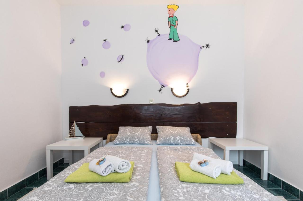 Pape Punat Apartmani I Sobe エクステリア 写真