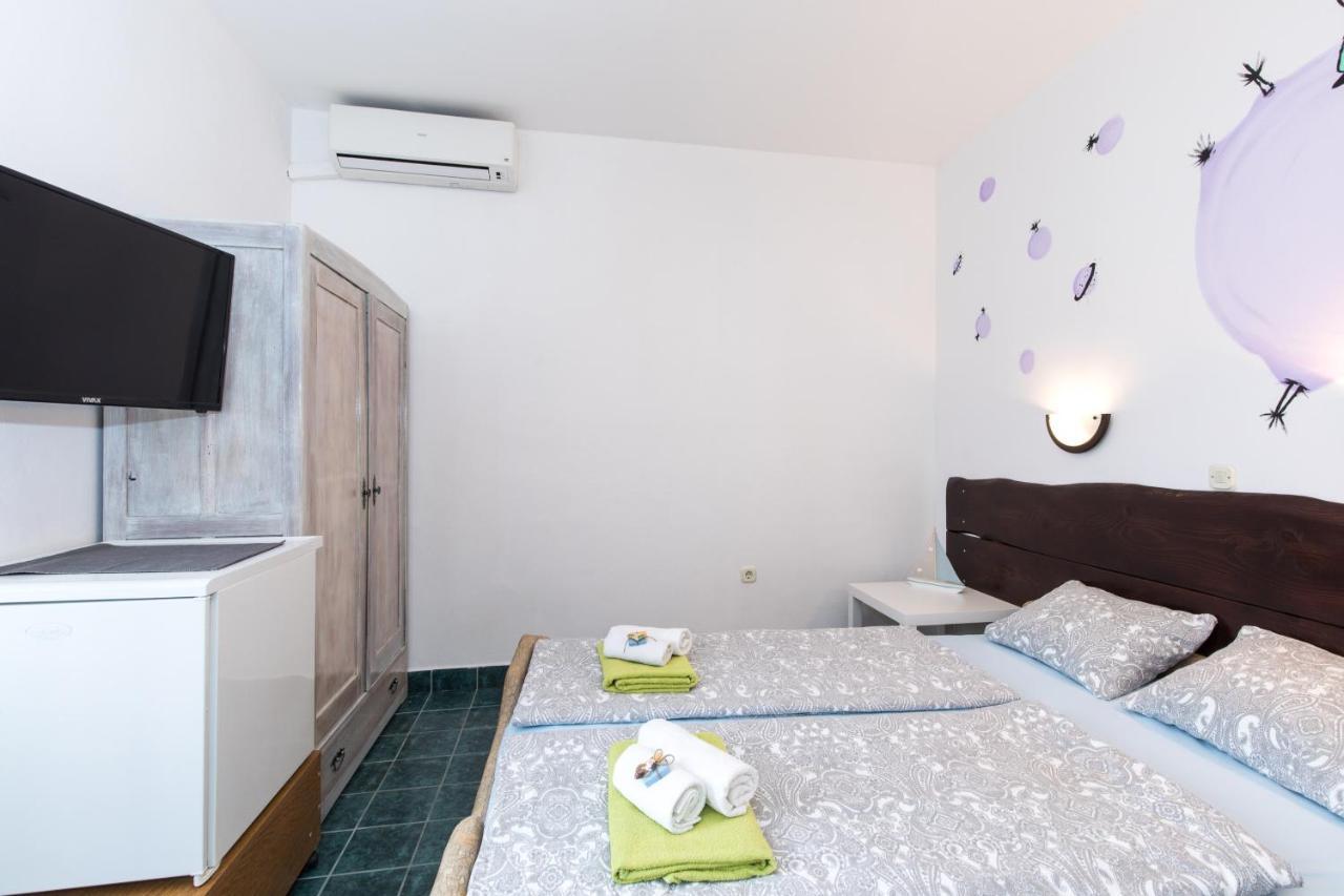 Pape Punat Apartmani I Sobe エクステリア 写真